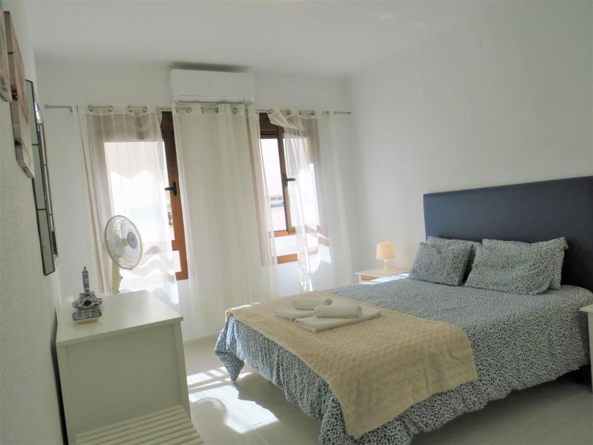 Elizabeth Beach Apartment With Seaviews! Torremolinos Exterior foto